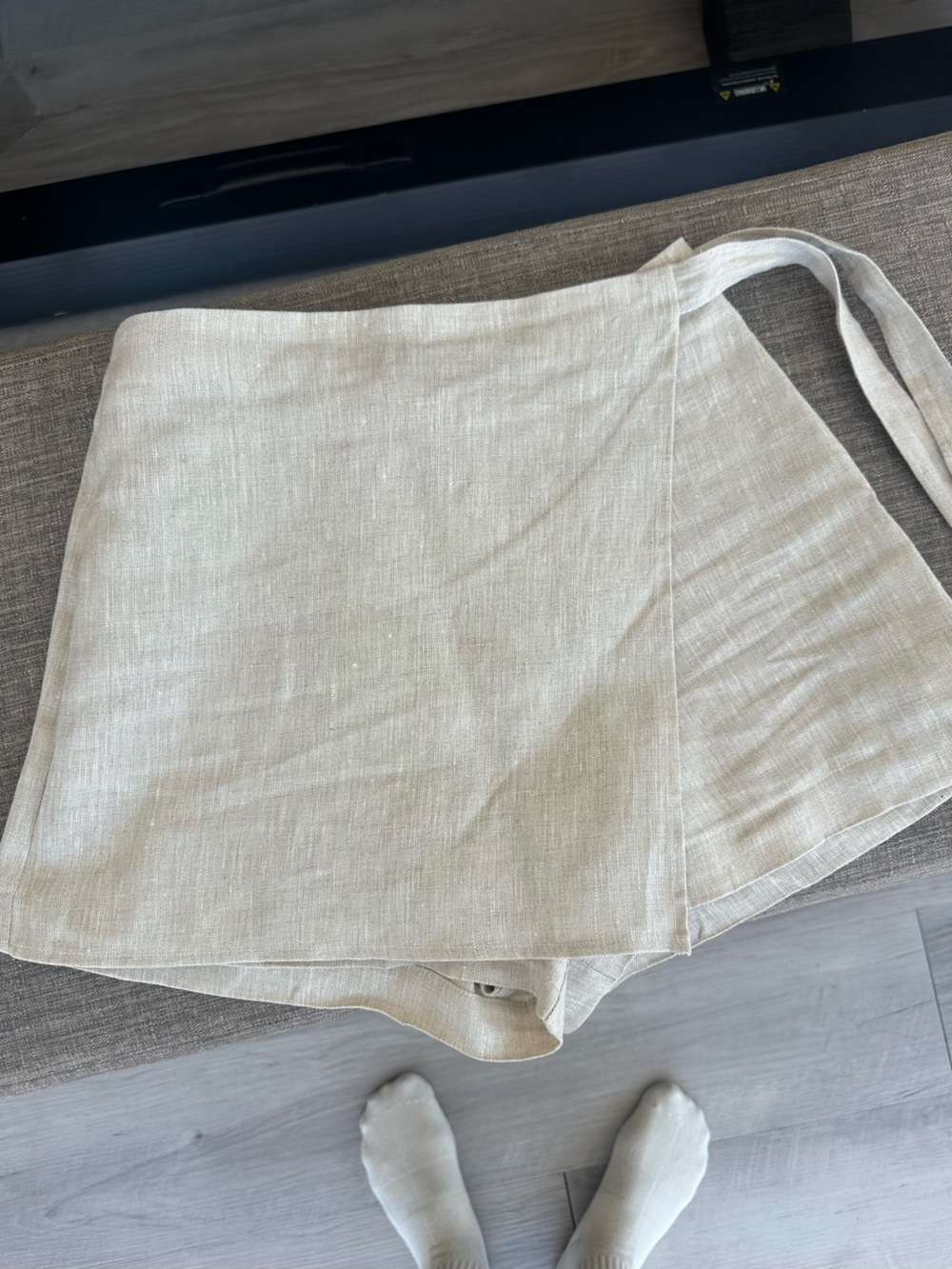 Reformation Light Taupe Linen Wrap Skort - Picture 6 of 8